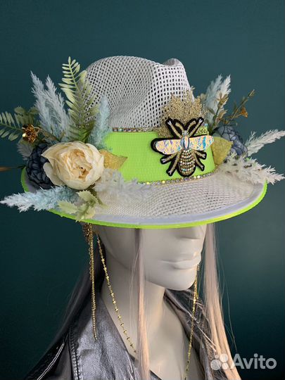 Шляпа с цветами