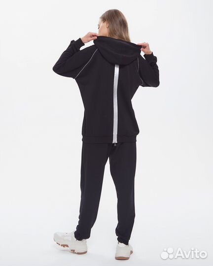 Новый теплый спортивный костюм р.М