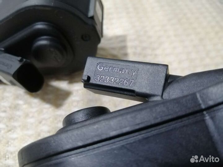 Моторчик суппорта VW Passat B6 3C0998281B 6-зубцов