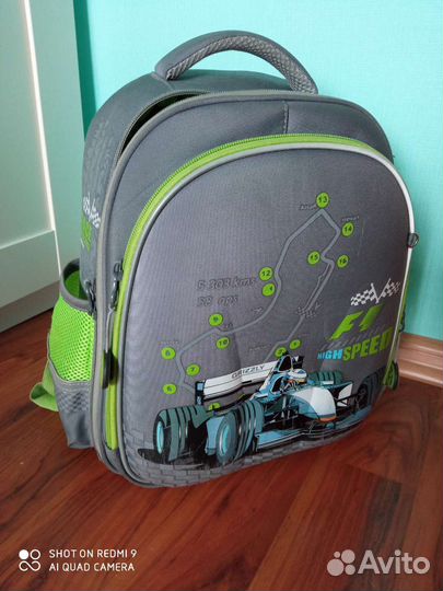 Школьный рюкзак
