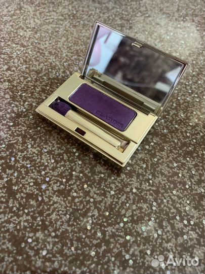 Тени для век clarins