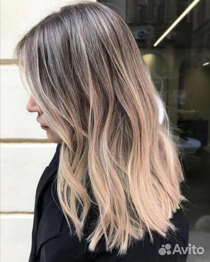 Парикмахер / Окрашивание волос