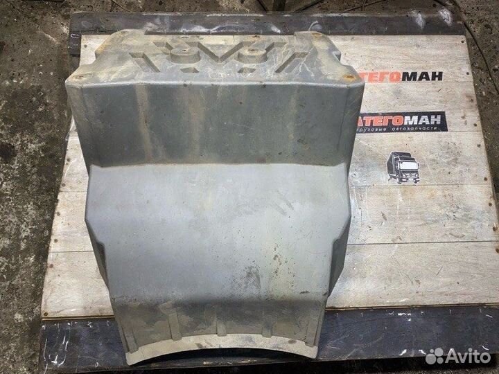 Крыло переднее Mercedes-Benz Atego 818 OM 904 LA