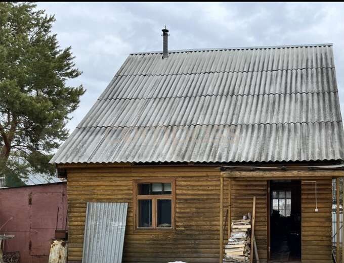 Дом 63 м² на участке 6 сот.