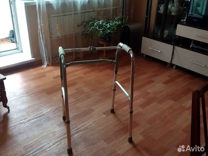 Ходунки для взрослых