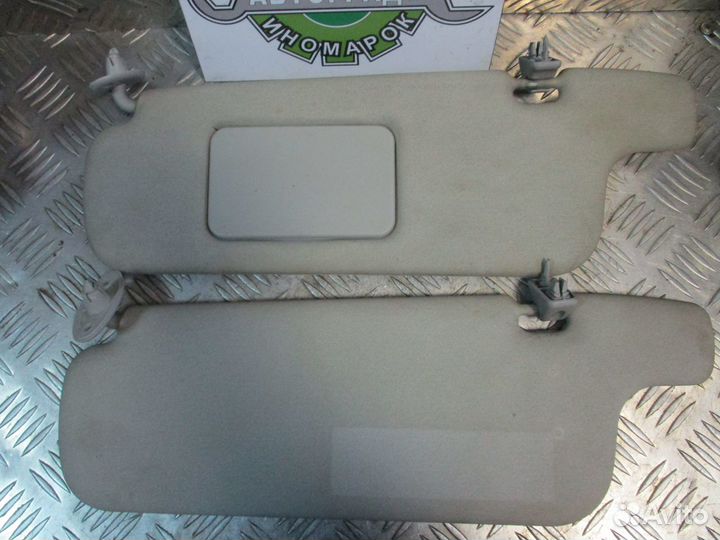 Козырёк солнцезащитный Toyota Yaris 2004 Рест