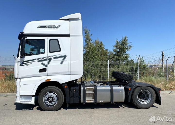 FAW J7 CA4180P77K25E5, 2023