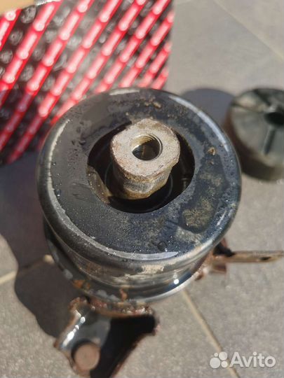 Подушка двигателя Toyota Camry 40 2.4 2AZ-FE