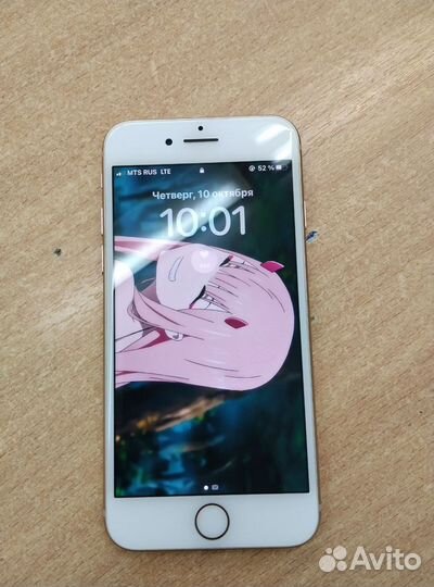 iPhone 8, 64 ГБ