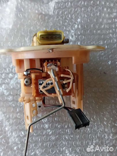 Верхний модуль бензонасоса ниссан санни 2001 год