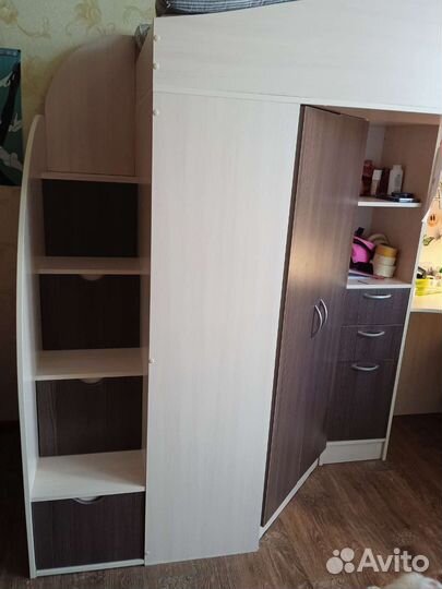 Детская кровать угловая