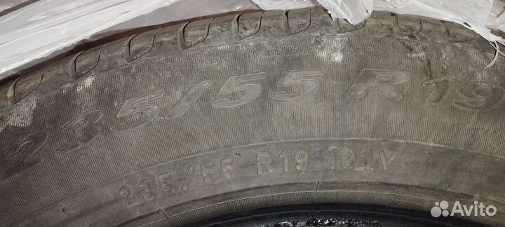 Pirelli Ice 235/55 R19 33W