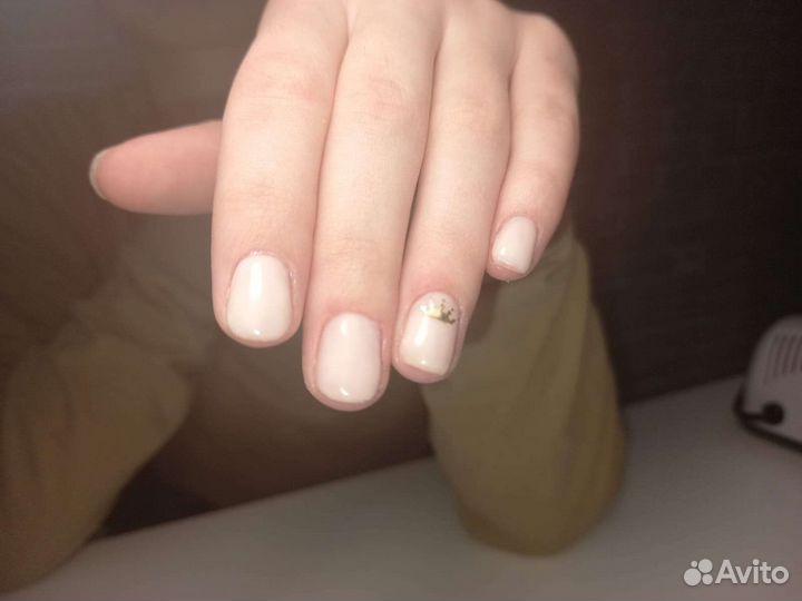 Маникюр и педикюр