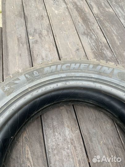 Michelin X-Ice North 3 245/45 R18