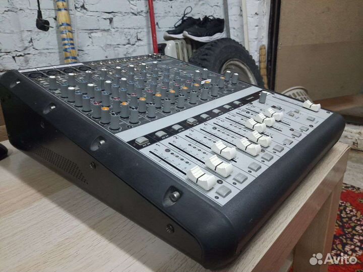 Микшерный пульт Mackie Onyx 1220