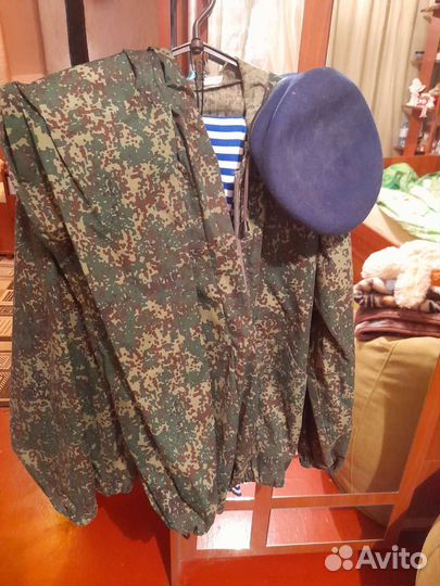 Камуфляжный костюм