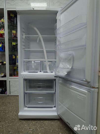 Холодильник новый