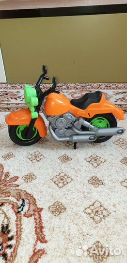 Игрушечные машинки