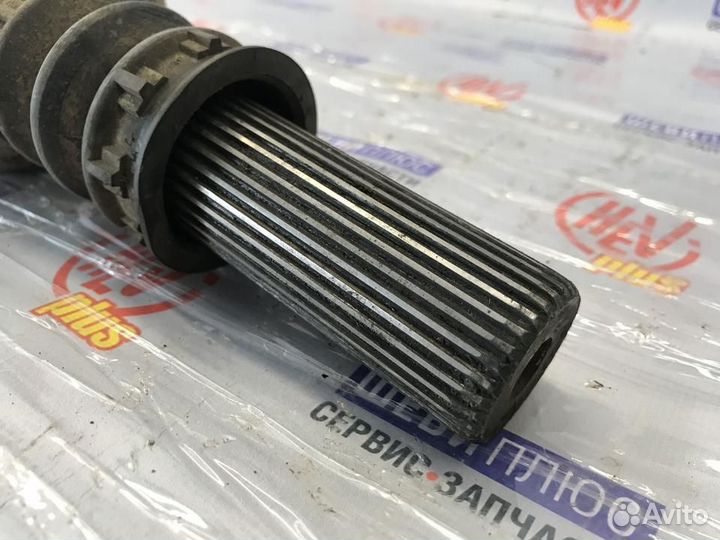 Вал карданный Cadillac Escalade