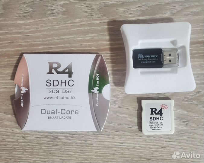 Флеш-Картридж R4i для DS и 3DS