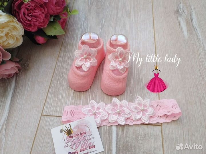 Комплект для малышки пинетки и повязка новый