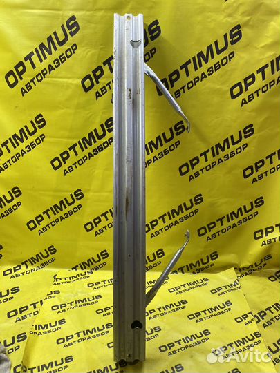 Передний усилитель бампера Chrysler Sebring