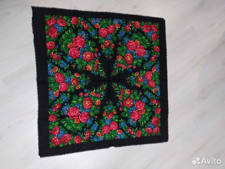 Шарфы и палантины, платки