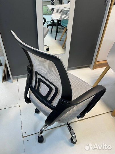 Кресло офисное BN-7166