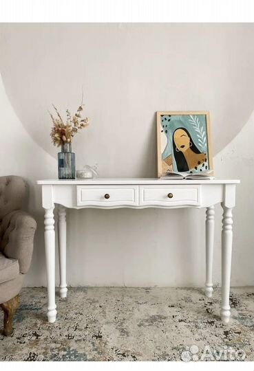 Туалетный столик