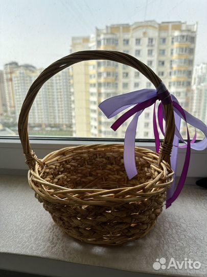 Корзинка плетеная