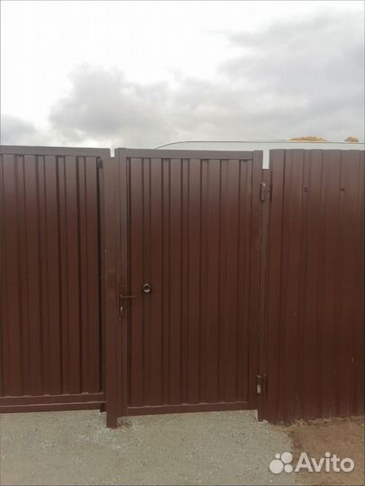 Заборы из профнастила