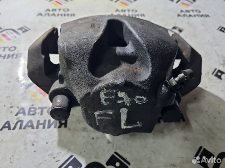 Суппорт передний левый Bmw X5 E70 N57D30A 2012