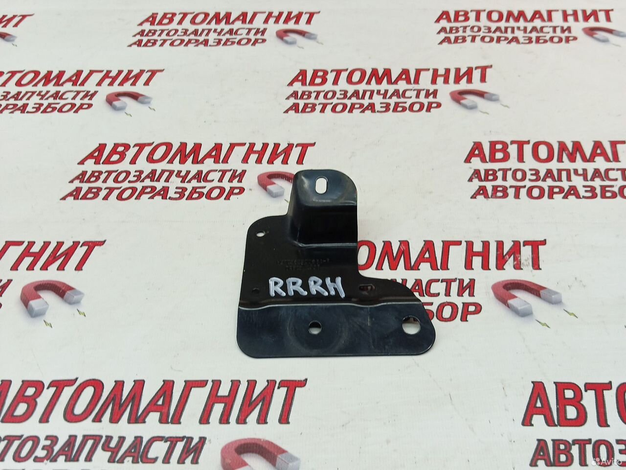 Кронштейн блока слепых зон правый Voyah Free