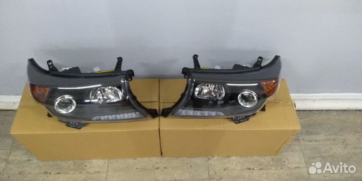 Фары Ленд Крузер 200 рестайлинг браунстоун