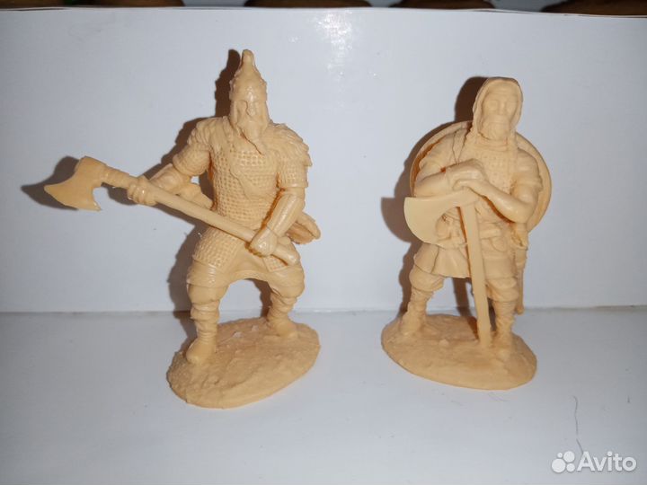 Солдатики СССР Дзи, Conte