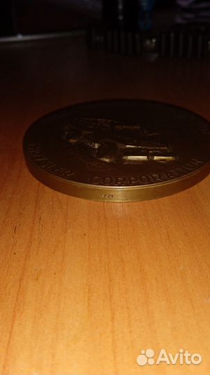 Крайслер Медаль Chrysler corporation