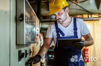 Слесарь ремонтник вахта