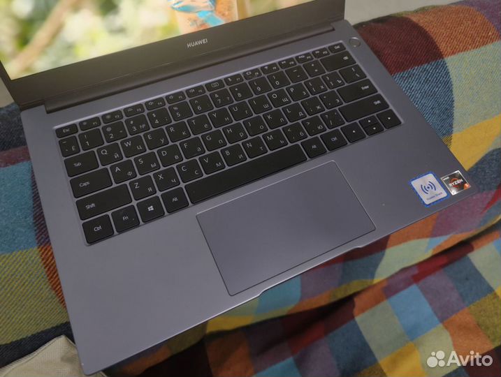 Ноутбук Huawei Matebook D14 (Ryzen 3500U/8/512)