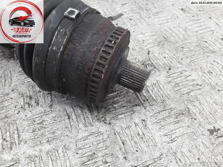Полуось передняя левая б/у Volkswagen Passat B5+ (GP) 27mm