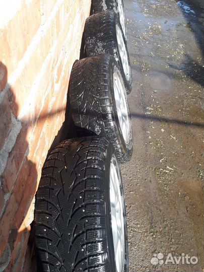 R15 Toyo Observe G3-Ice 205/65, PCD 5x114.3 DIA 60.1