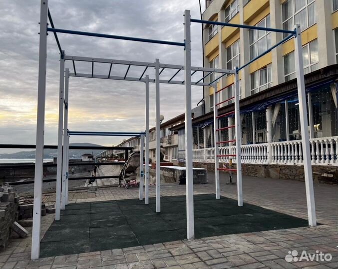 Спортивный комплекс воркаут для двора