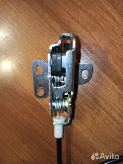 Замок задней двери