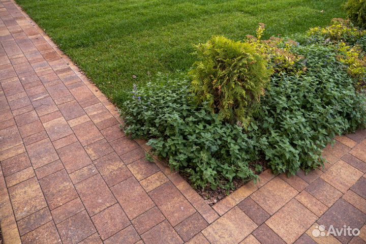 Тротуарный бордюр Старый Замок Листопад