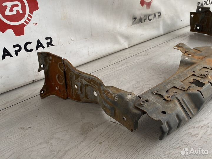 Toyota Prado 150 Усилитель бампера