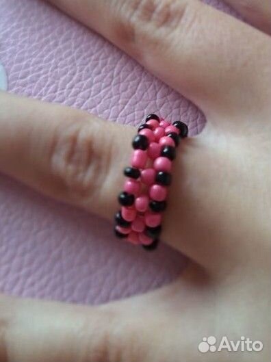 Колечки и изделия из бисера