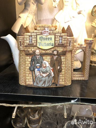 Чайник королева Виктория