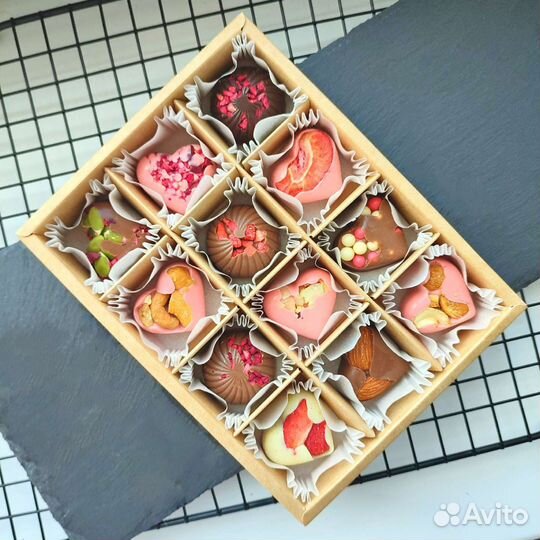 Шоколадные подарки. Шоколад конфеты день рождения