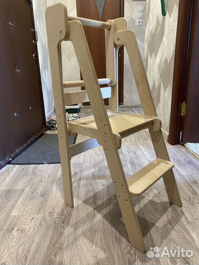 Башня помощника монтессори