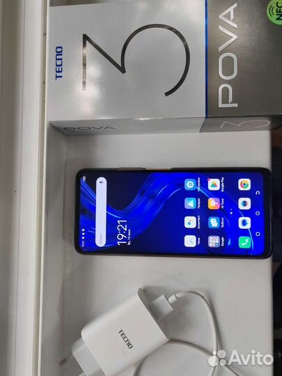 Телефон Tecno pova 3