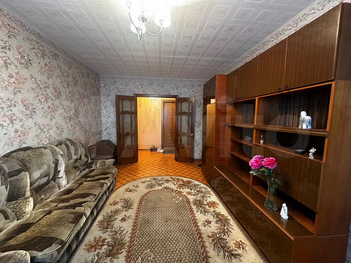 2-к. квартира, 50 м², 6/10 эт.